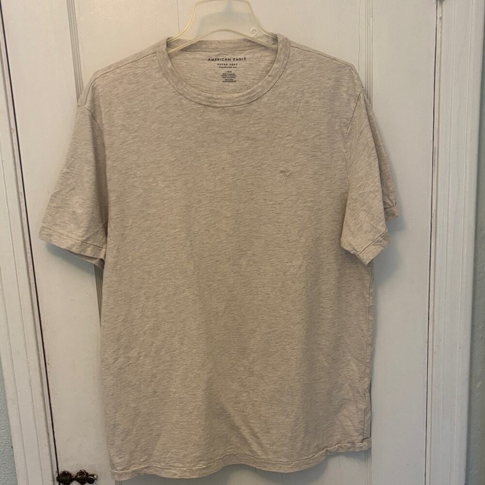 American Eagle Outfitters Light Beige Short Sleeve Tee